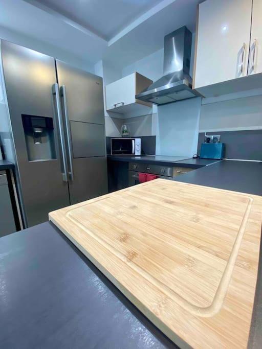 Appartement Proche Centre Ville Avec Parking Gratuit Annecy Bagian luar foto